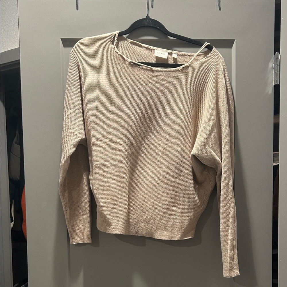 Elegant Beige Women's Sweater